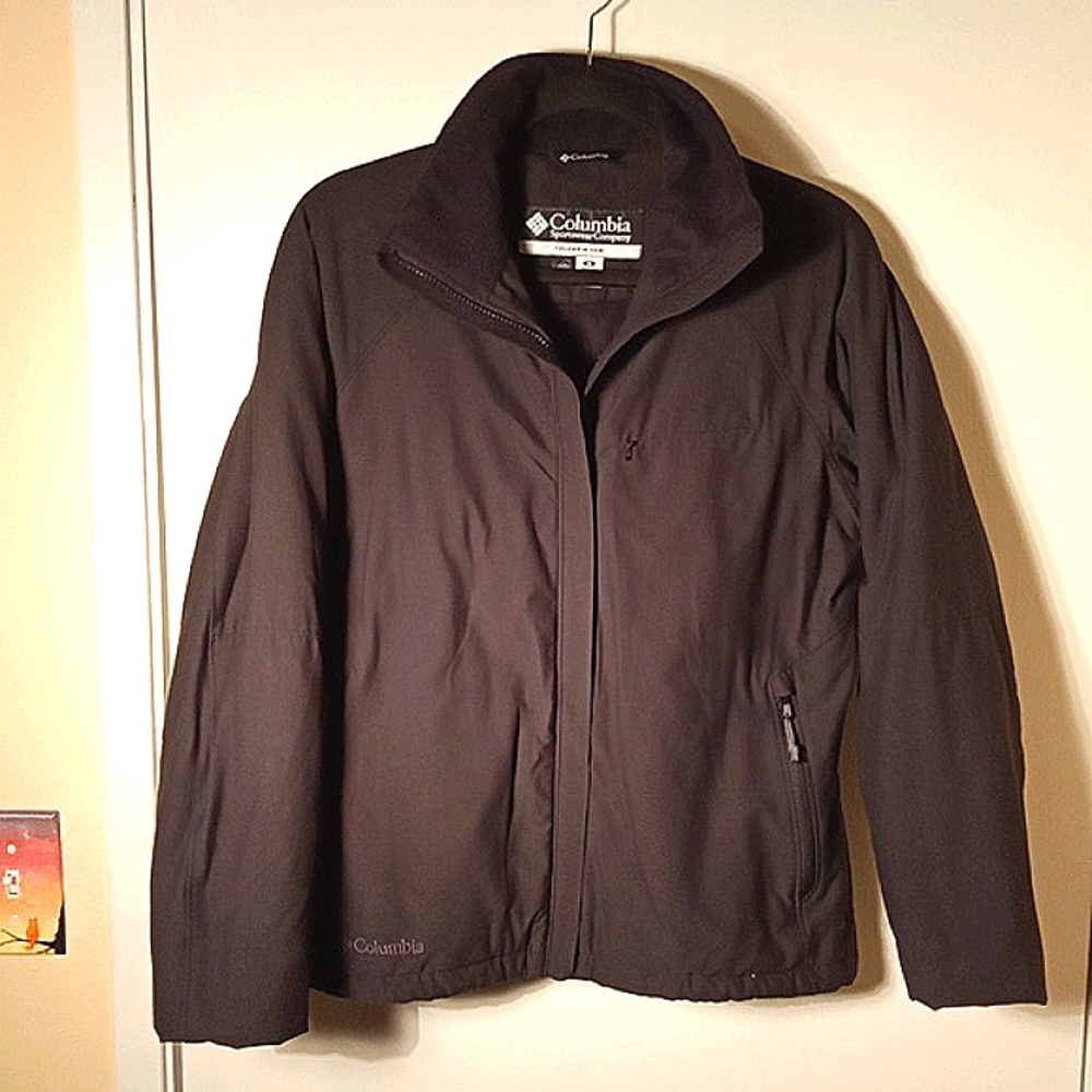 Columbia woman winter jacket  size medium